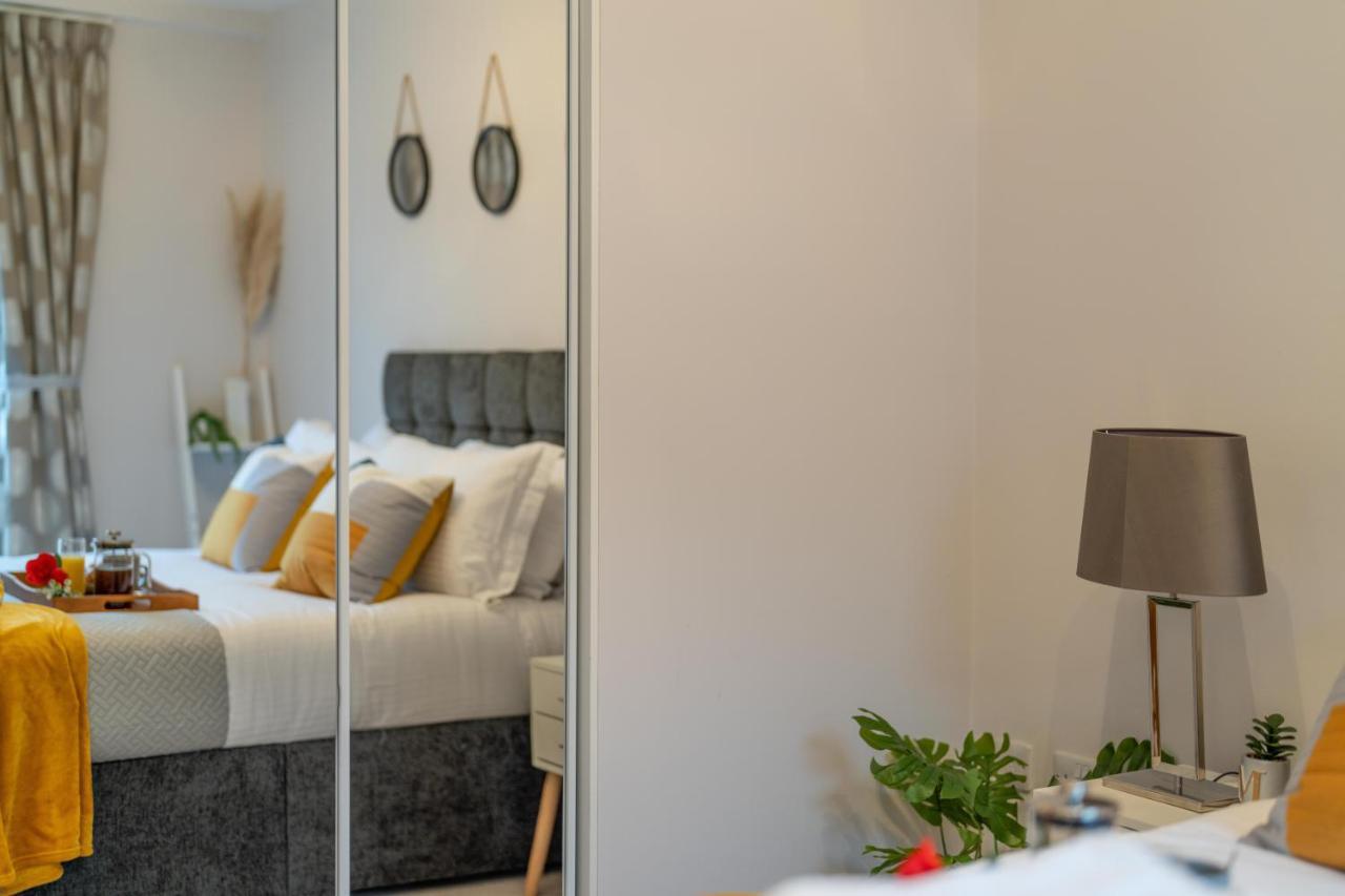 Windsor Luxury Studio Apartment Exterior foto