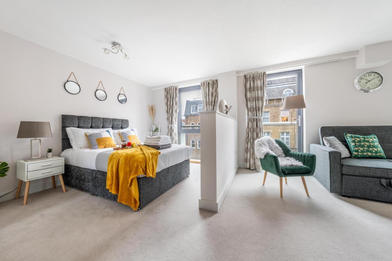 Windsor Luxury Studio Apartment Exterior foto